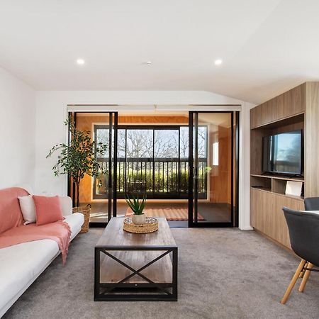 Penthouse Apartment Scenic Views-Spacious 2Br Christchurch Exterior photo