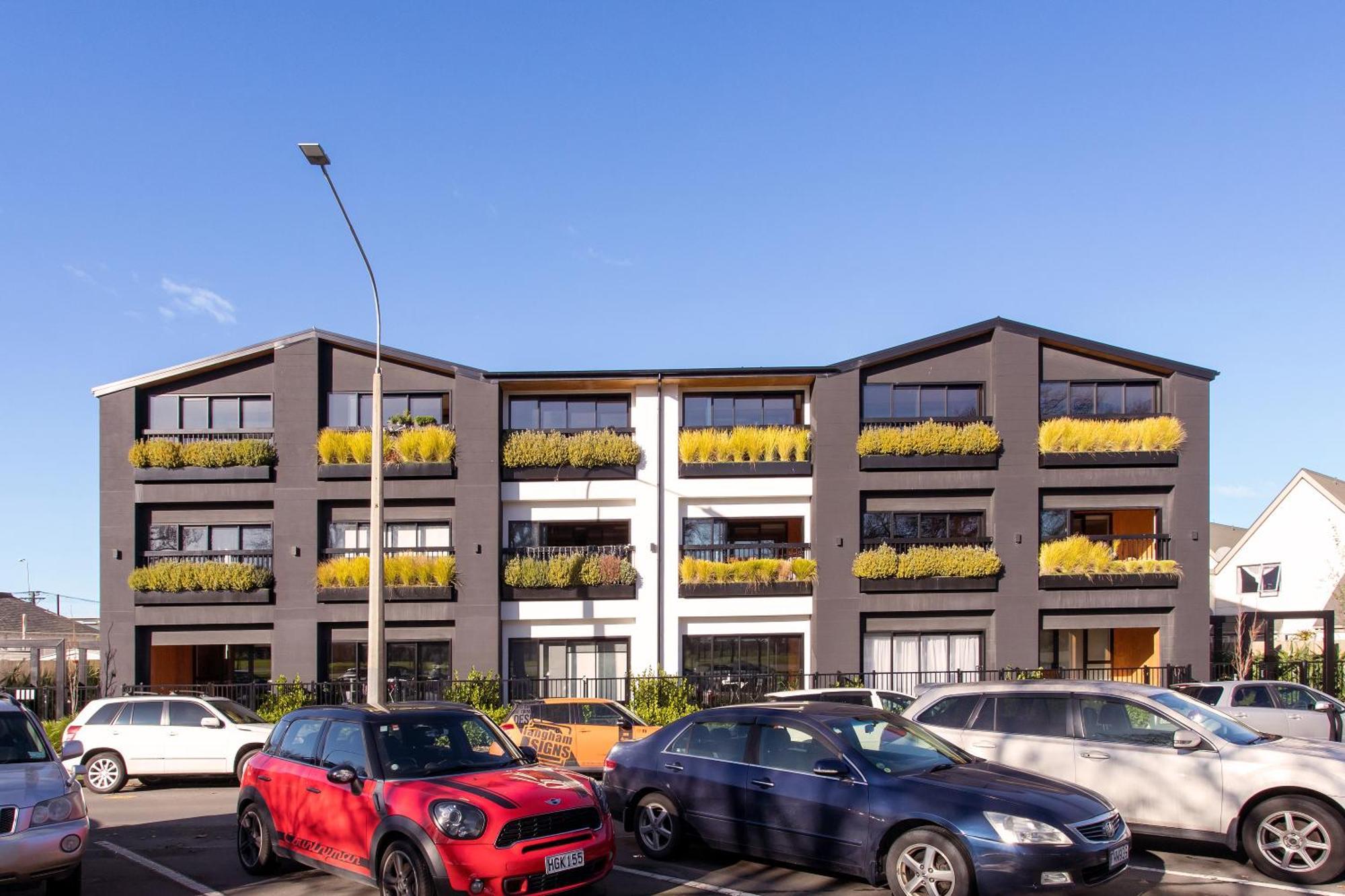 Penthouse Apartment Scenic Views-Spacious 2Br Christchurch Exterior photo