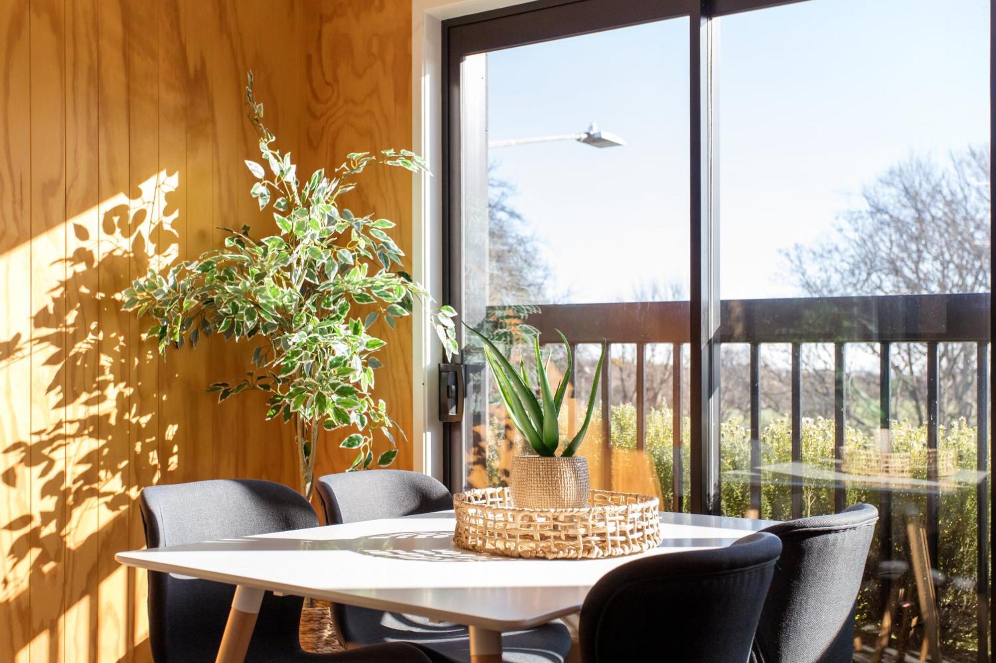 Penthouse Apartment Scenic Views-Spacious 2Br Christchurch Exterior photo